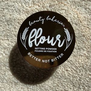Beauty Bakerie Oat Translucent Setting Powder